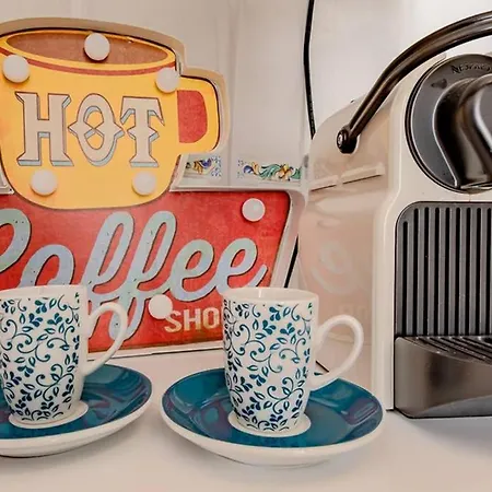 Inloveapartments - One Love, One Heart Apartman